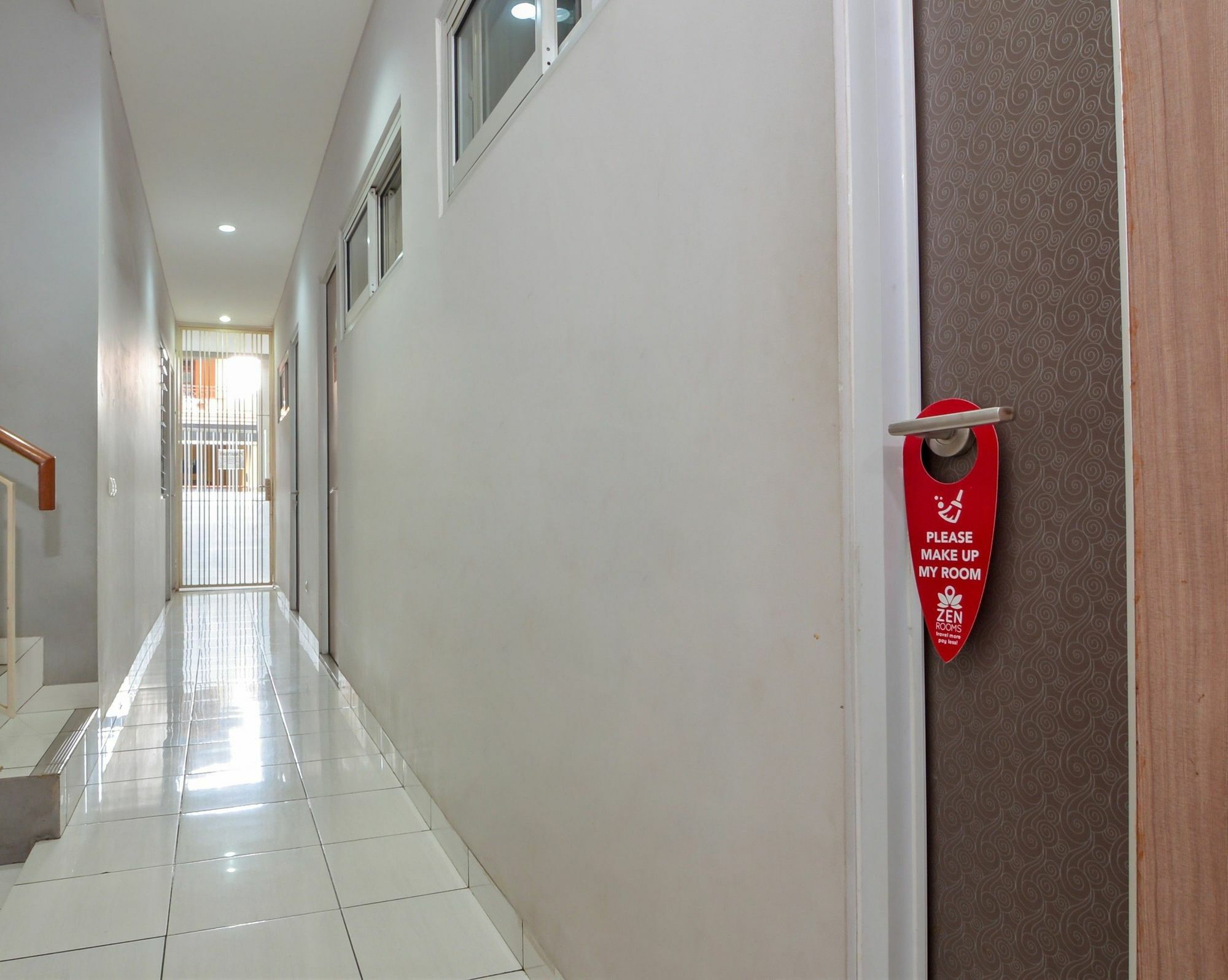 Zen Rooms Karet Pedurenan Джакарта Екстериор снимка